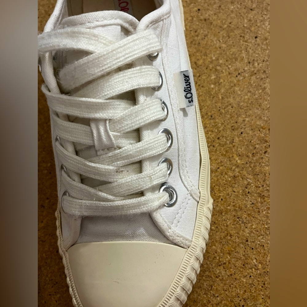 s.Oliver Canvas Sneakers Size 37 - Picture 11 of 15